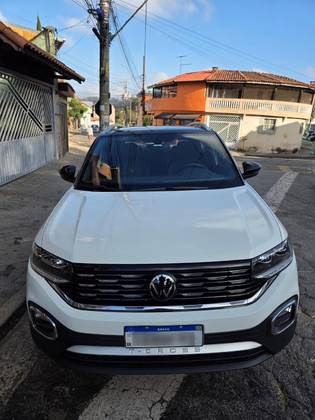 VOLKSWAGEN T-CROSS 1.4 250 TSI TOTAL FLEX HIGHLINE AUTOMÁTICO VOLKSWAGEN T-CROSS 1.4 250 TSI TOTAL FLEX HIGHLINE AUTOMÁTICO